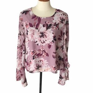 Charlotte Russe Lavender Floral Top Size M